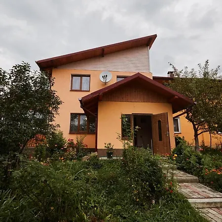 Guest house захід сонця Slavske