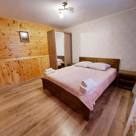 захід сонця Konukevi *