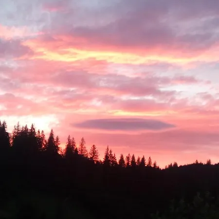 Πανσιόν захід сонця Slavske