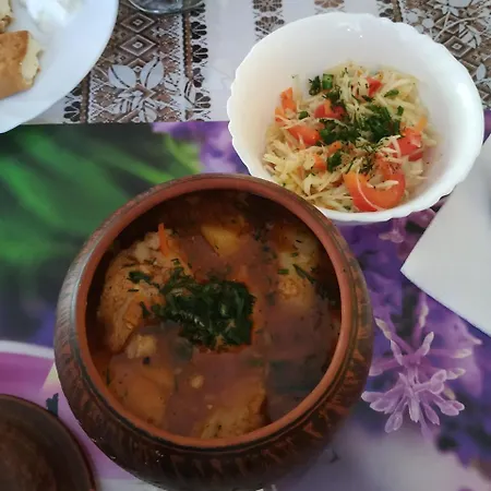 захід сонця Konukevi